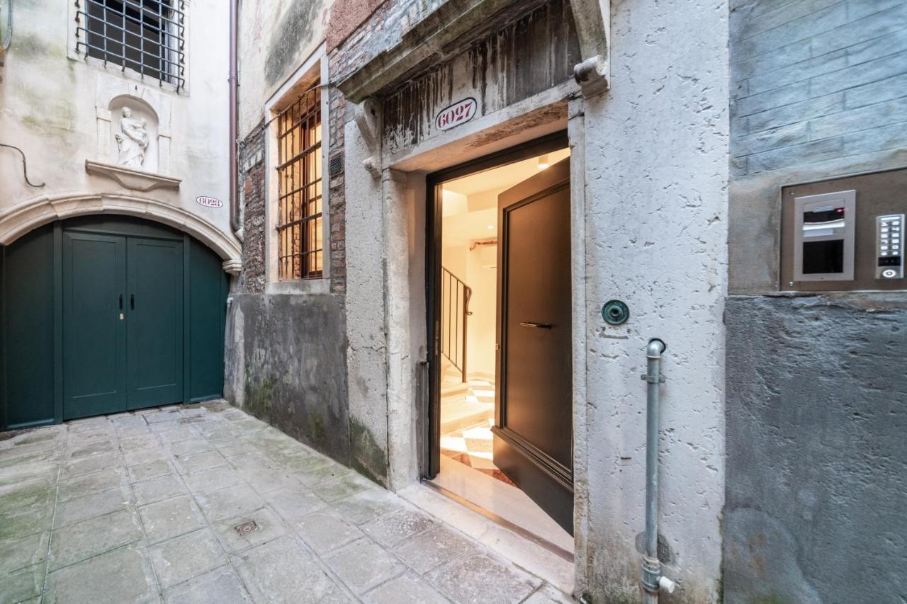 Palazzo Miracoli Apartments Venetië Buitenkant foto